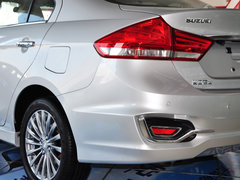 2015款 1.6L 自动 尊享型