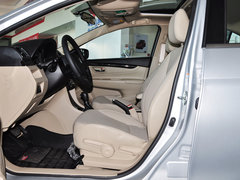 2015款 1.6L 自动 尊享型
