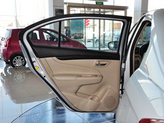 2015款 1.6L 自动 尊享型