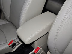 2015款 1.6L 自动 尊享型