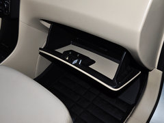 2015款 1.6L 自动 尊享型