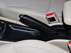 2015款 1.6L 自动 尊享型