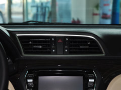 2015款 1.6L 自动 尊享型