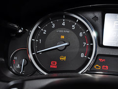2015款 1.6L 自动 尊享型