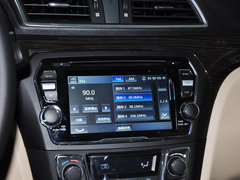 2015款 1.6L 自动 尊享型