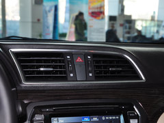 2015款 1.6L 自动 尊享型