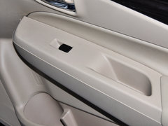 2015款 1.6L 自动 尊享型
