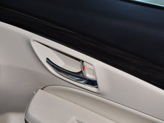 2015款 1.6L 自动 尊享型