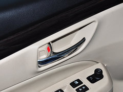 2015款 1.6L 自动 尊享型