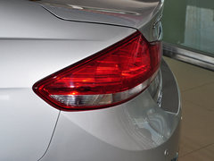 2015款 1.6L 自动 尊享型
