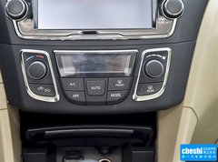 2015款 1.6L 自动 尊享型