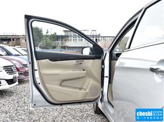 2015款 1.6L 自动 尊享型
