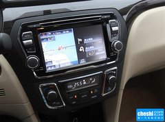 2015款 1.6L 自动 尊享型