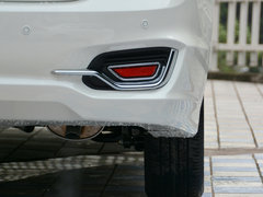 2015款 1.6L 自动 尊享型
