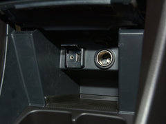 2015款 1.6L 自动 尊享型