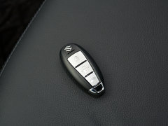2015款 1.6L 自动 尊享型