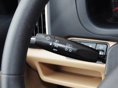 2015款 1.0L手動 標準型