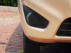 2015款 1.0L手動 標(biāo)準(zhǔn)型