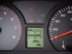 2015款 1.0L手動 標(biāo)準(zhǔn)型
