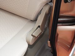 2015款 1.0L手動 標(biāo)準(zhǔn)型