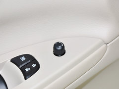 2014款 1.6L CVT 智能型