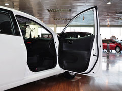 2014款 1.6L CVT 舒适型