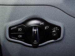 2015款 40 TFSI 进取型 5座