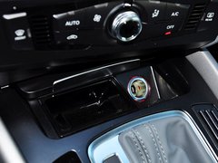 奥迪Q5 2015款 40 TFSI 进取型 5座