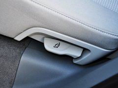 2015款 40 TFSI 进取型 5座