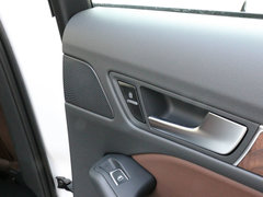 奥迪Q5 2015款 40 TFSI 舒适型 5座