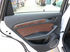 2015款 40 TFSI 舒適型 5座