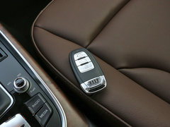 奥迪Q5 2015款 40 TFSI 舒适型 5座