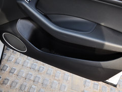 2015款 40 TFSI 舒适型 5座
