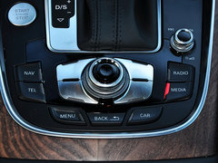 2015款 40 TFSI 舒適型 5座