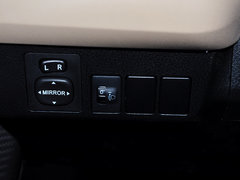 2015款 2.0L CVT 两驱都市版 5座