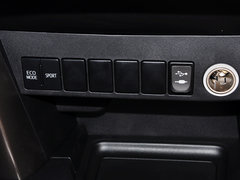 2015款 2.0L CVT 两驱都市版 5座