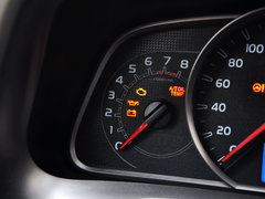 2015款 2.0L CVT 四驱风尚版 5座
