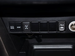 2015款 2.0L CVT 四驱风尚版 5座
