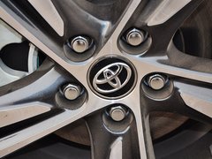 2015款 2.0L CVT 四驱新锐版 5座