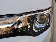 2015款 2.5L 自动 四驱尊贵版 5座