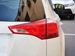 2015款 2.5L 自动 四驱尊贵版 5座