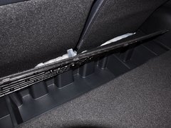 2015款 2.5L 自动 四驱尊贵版 5座