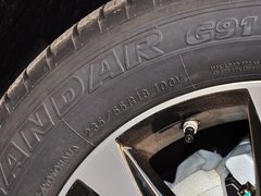 2015款 2.5L 自动 四驱尊贵版 5座