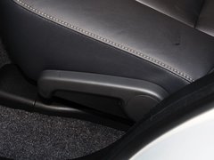 2015款 2.5L 自动 四驱尊贵版 5座