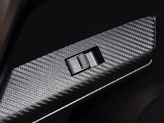 2015款 2.5L 自动 四驱尊贵版 5座