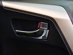 2015款 2.5L 自动 四驱尊贵版 5座