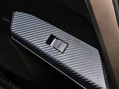 2015款 2.5L 自动 四驱尊贵版 5座