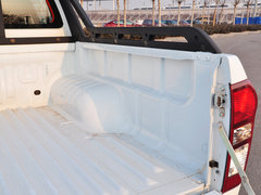 2015款 2.5T 自动 四驱超豪华型4JK1