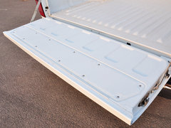 2015款 2.5T 自动 四驱超豪华型4JK1