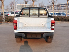 2015款 2.5T 自动 四驱超豪华型4JK1